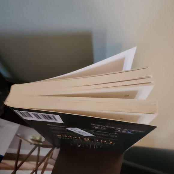 Kerri Maniscalco Stalking Jack The Ripper Paperback  Book - Picture 7 of 8